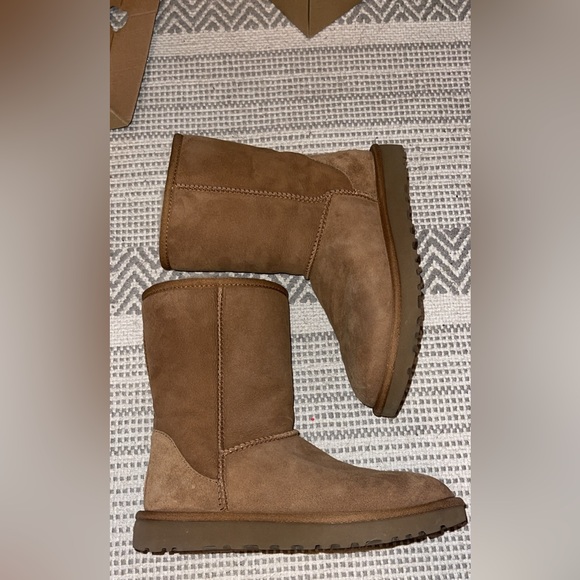 ugg classic - Picture 3 of 3